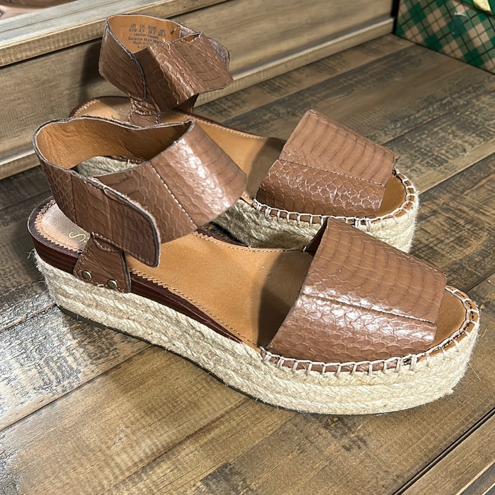 Tan croc platform sandals